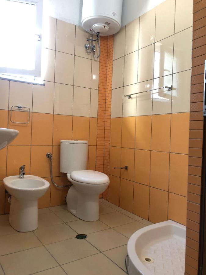 Lungomare Apartment Vlorë Екстериор снимка